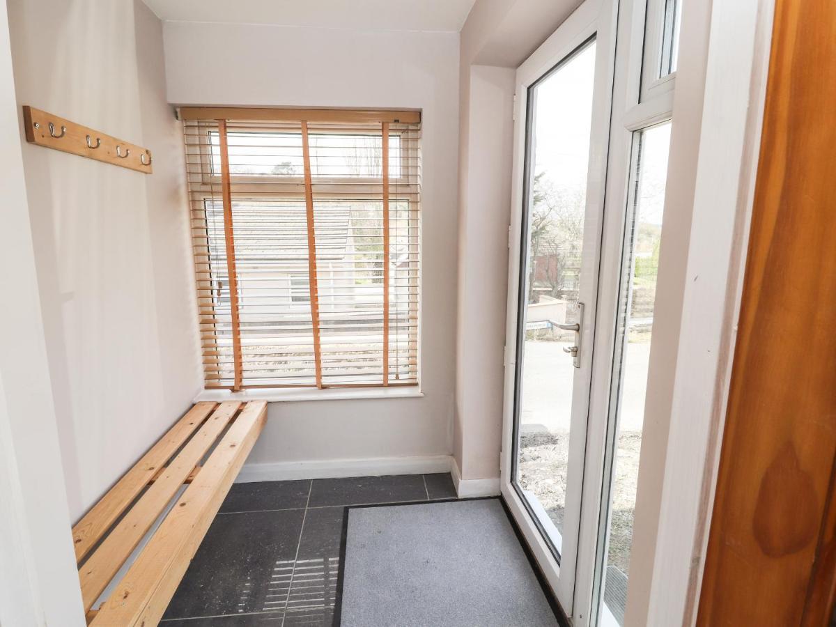 27 Green Road Wrexham Dış mekan fotoğraf