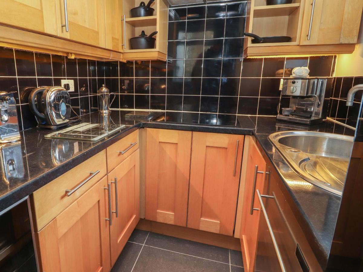 27 Green Road Wrexham Dış mekan fotoğraf