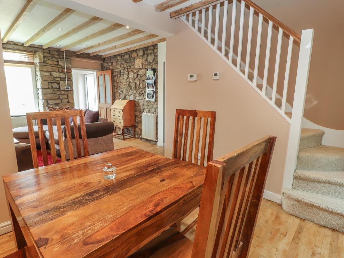 27 Green Road Wrexham Dış mekan fotoğraf